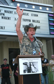 Ted Nugent Rallies his loyal followers with a salute to his late mother Ma Nugent!